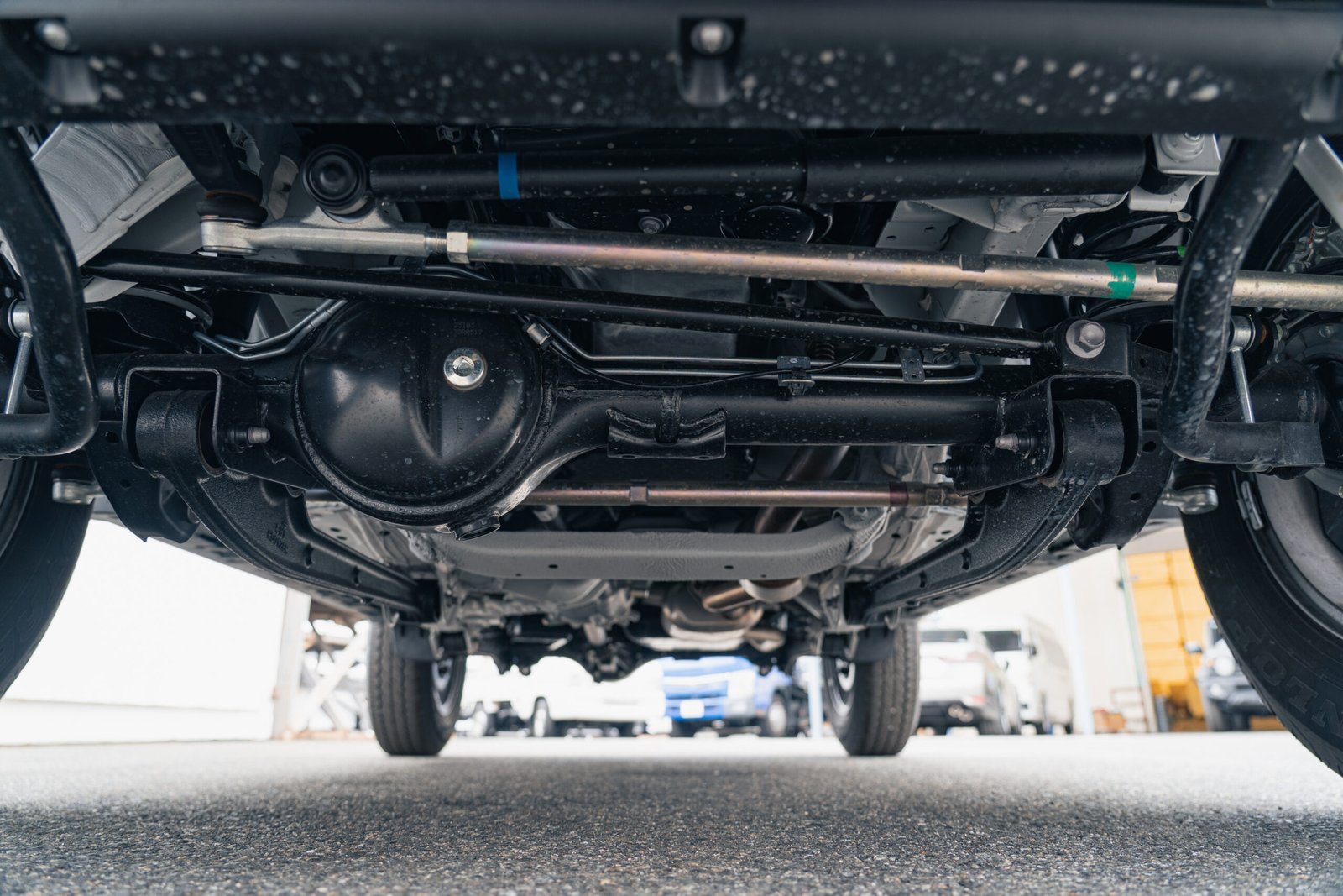 
								2025 (75 Reg) Pearl White Suzuki Jimny Sierra 3Door full									