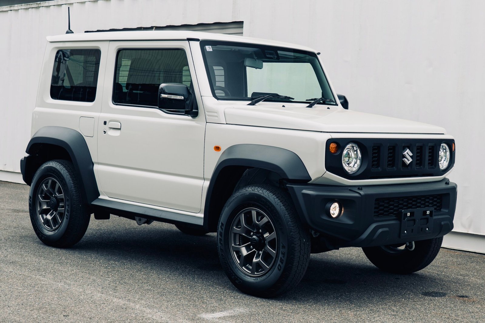 2025 (75 Reg) Pearl White Suzuki Jimny Sierra 3Door