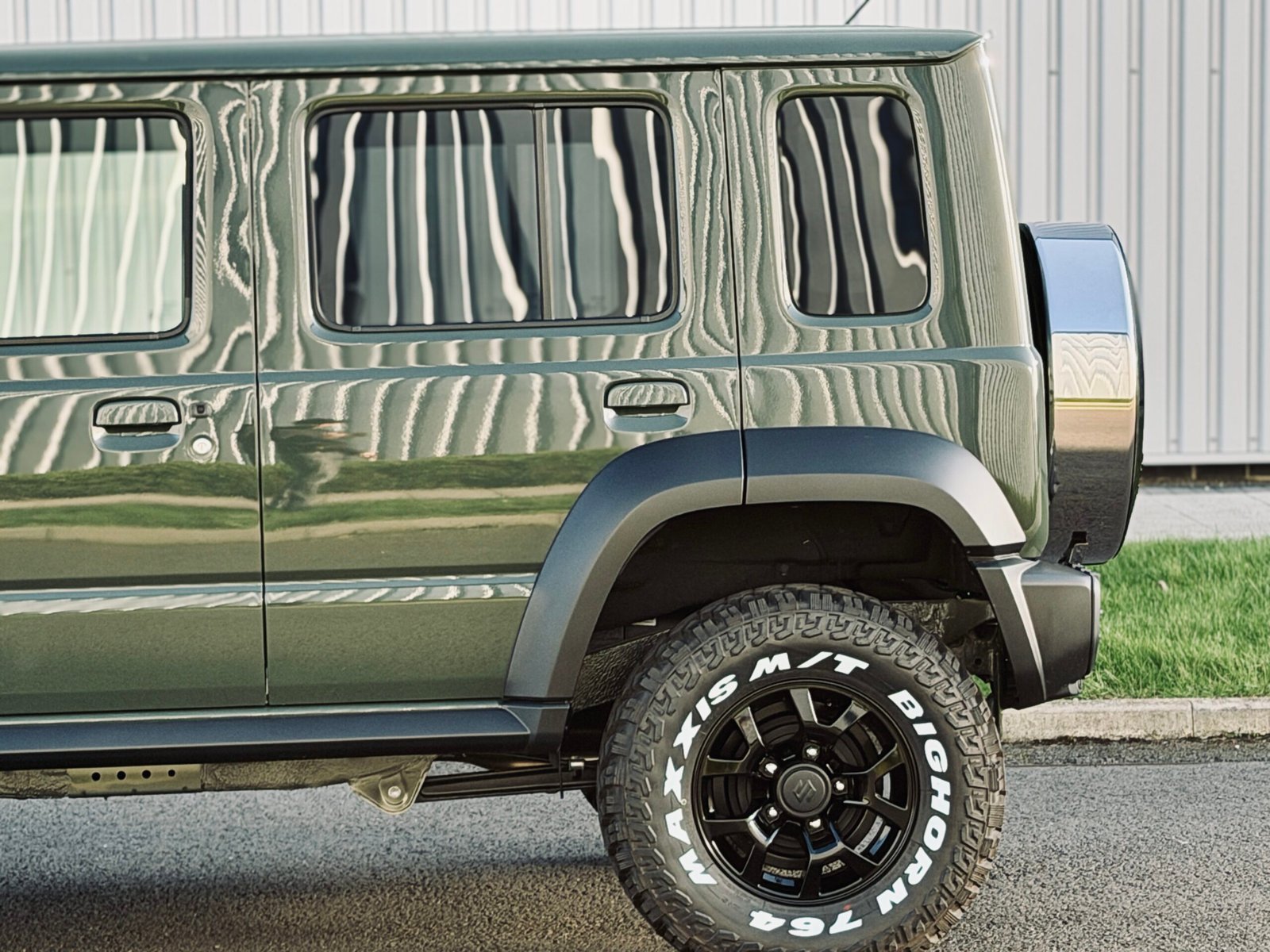 
								2025 Suzuki Jimny 5Door Nomade L’Dfender Style full									