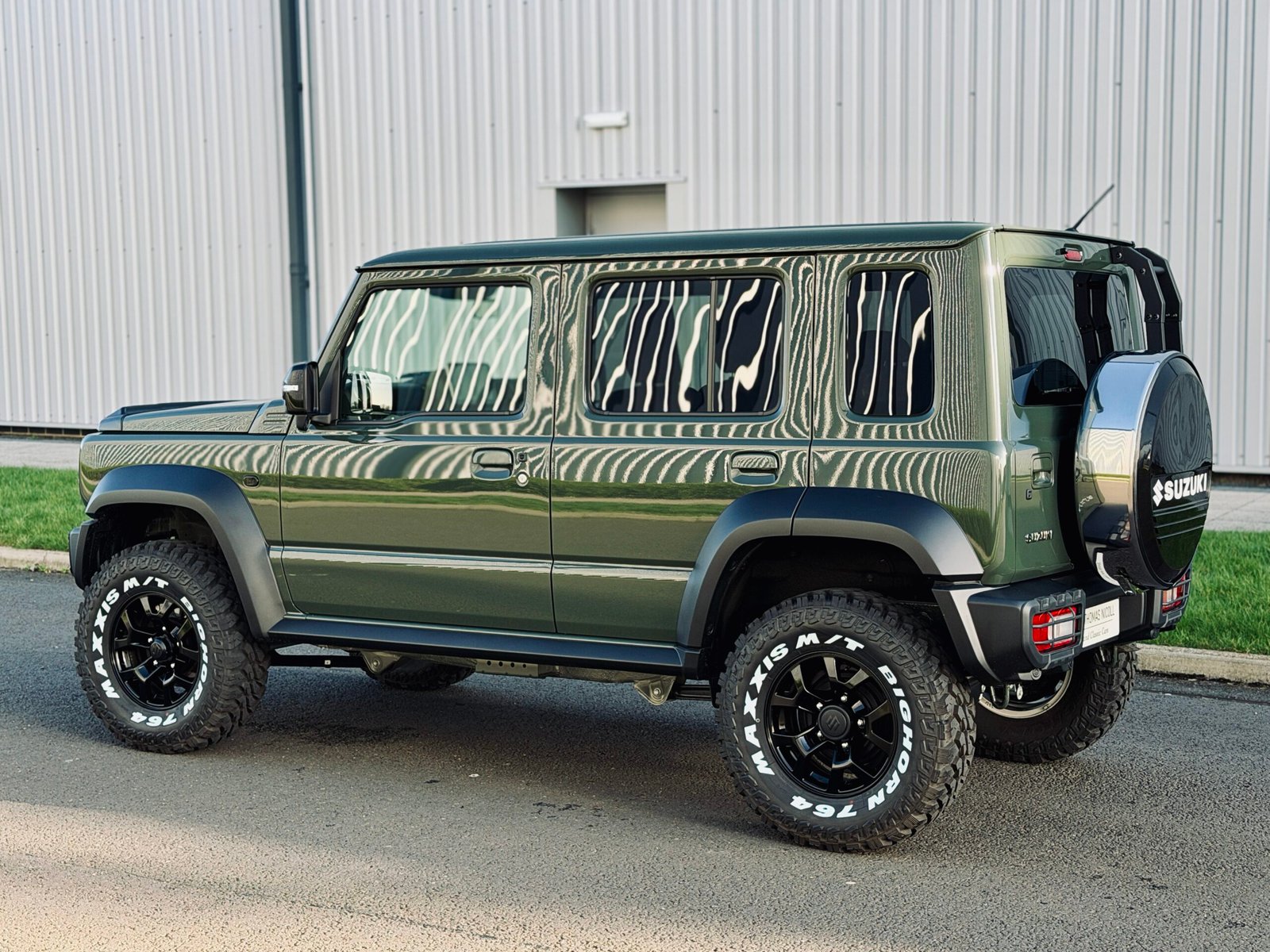 
								2025 Suzuki Jimny 5Door Nomade L’Dfender Style full									