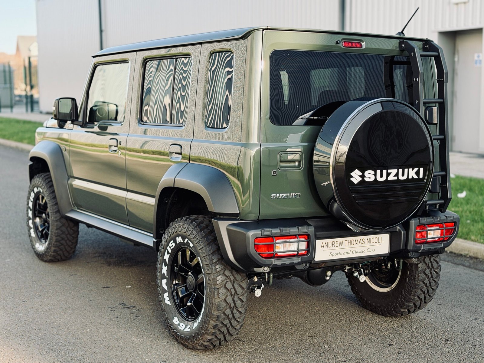 
								2025 Suzuki Jimny 5Door Nomade L’Dfender Style full									