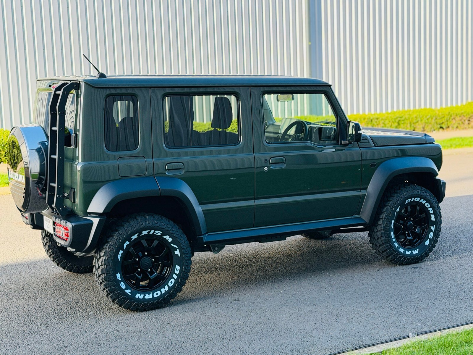 
								2025 Suzuki Jimny 5Door Nomade L’Dfender Style full									