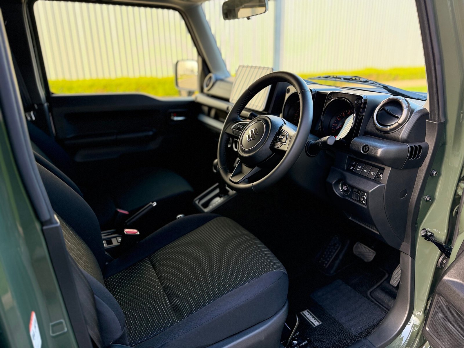
								2025 Suzuki Jimny 5Door Nomade L’Dfender Style full									
