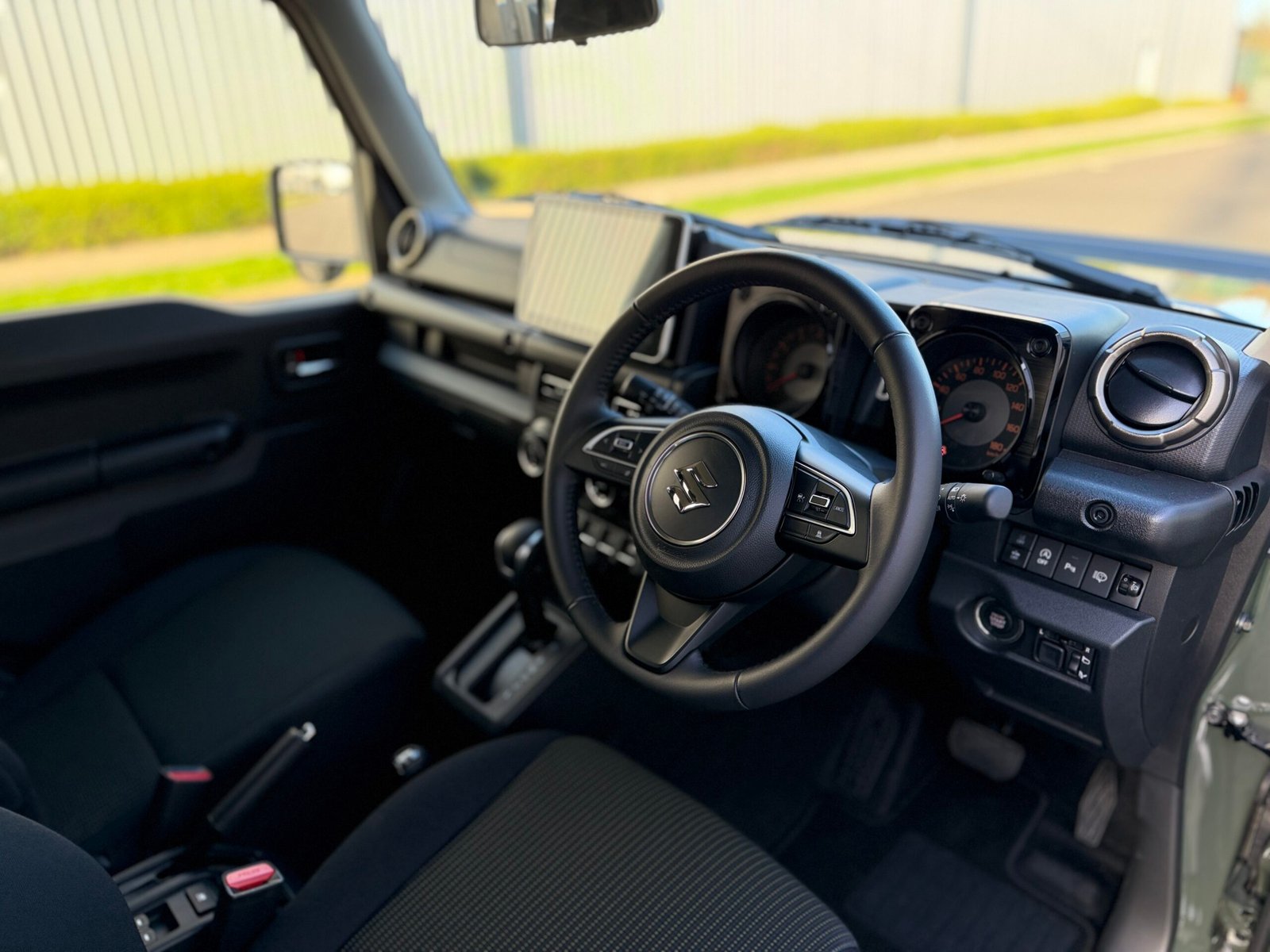 
								2025 Suzuki Jimny 5Door Nomade L’Dfender Style full									