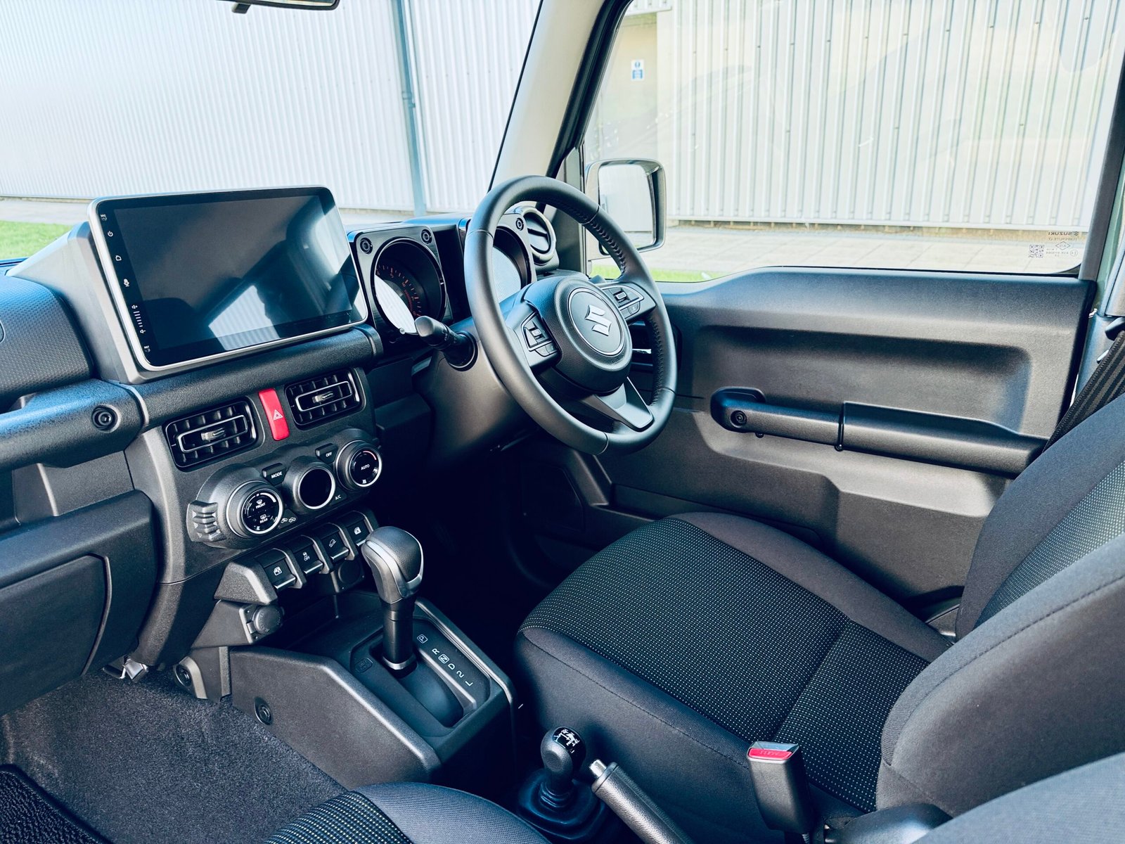 
								2025 Suzuki Jimny 5Door Nomade L’Dfender Style full									