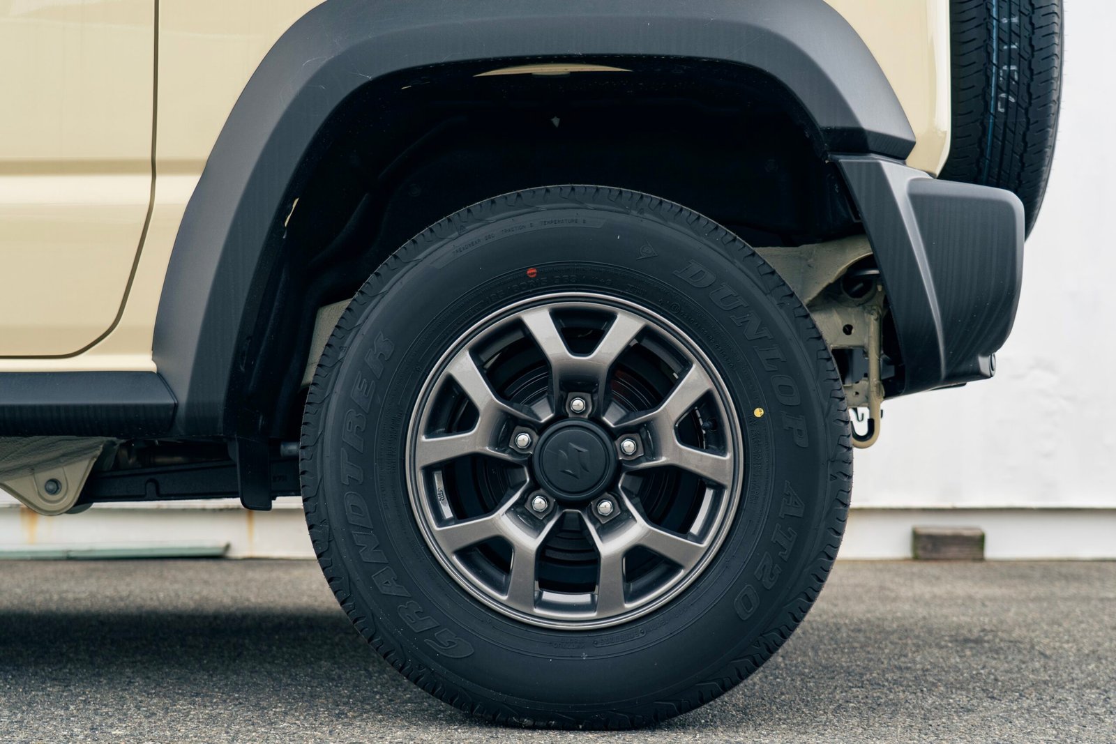
								2025 Suzuki Jimny 3Door Sierra full									