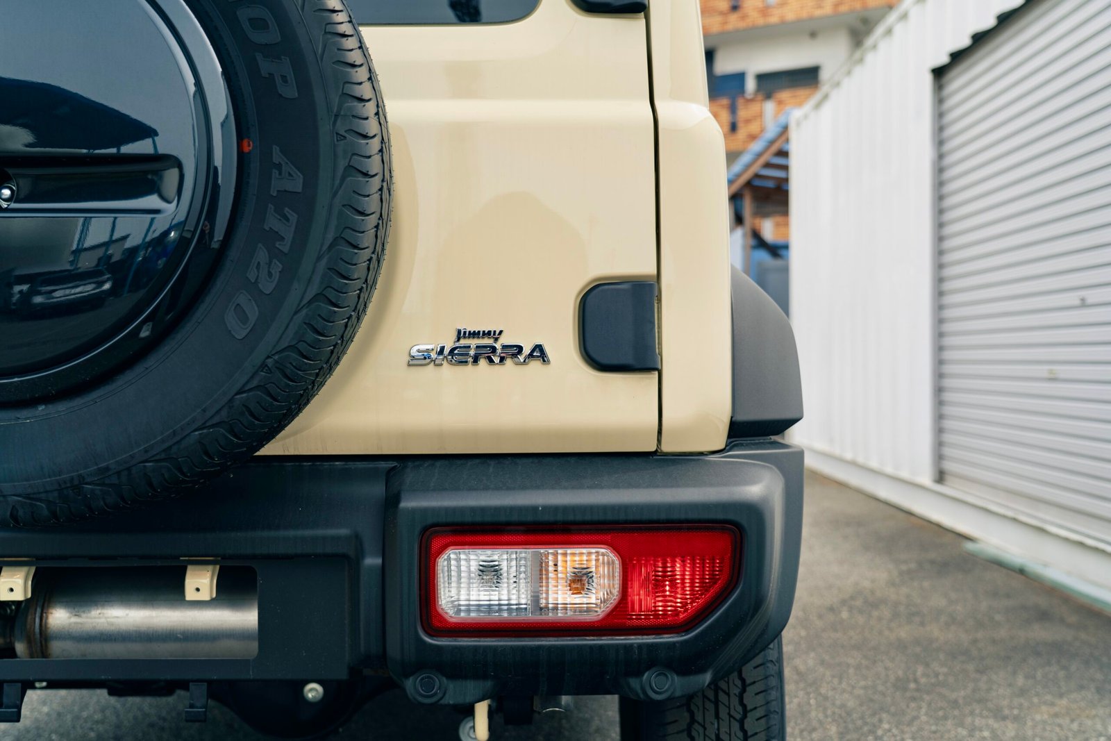 
								2025 Suzuki Jimny 3Door Sierra full									