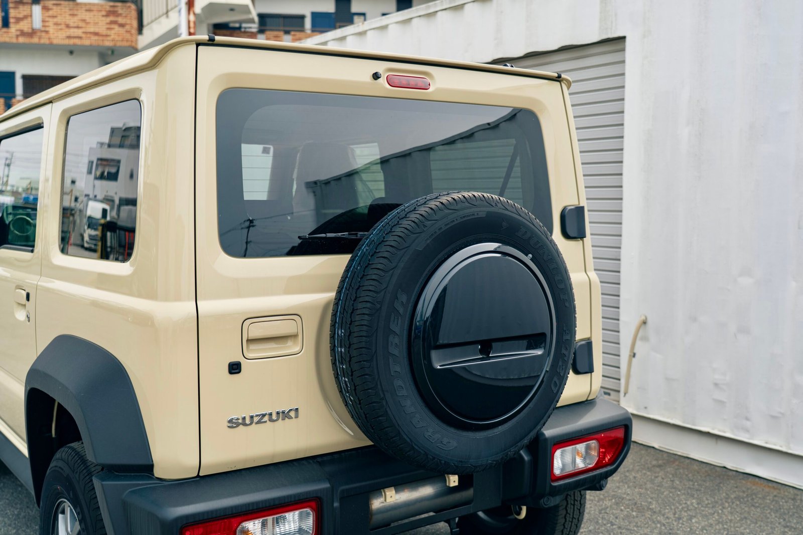 
								2025 Suzuki Jimny 3Door Sierra full									