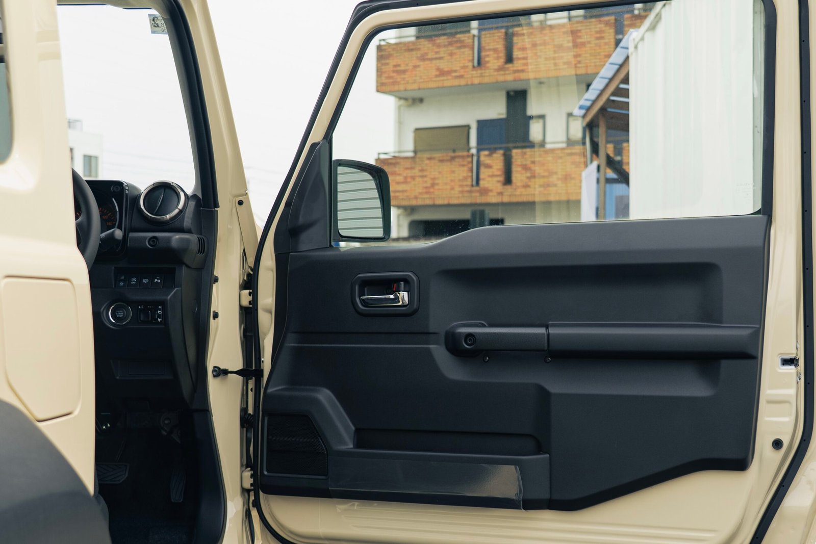 
								2025 Suzuki Jimny 3Door Sierra full									