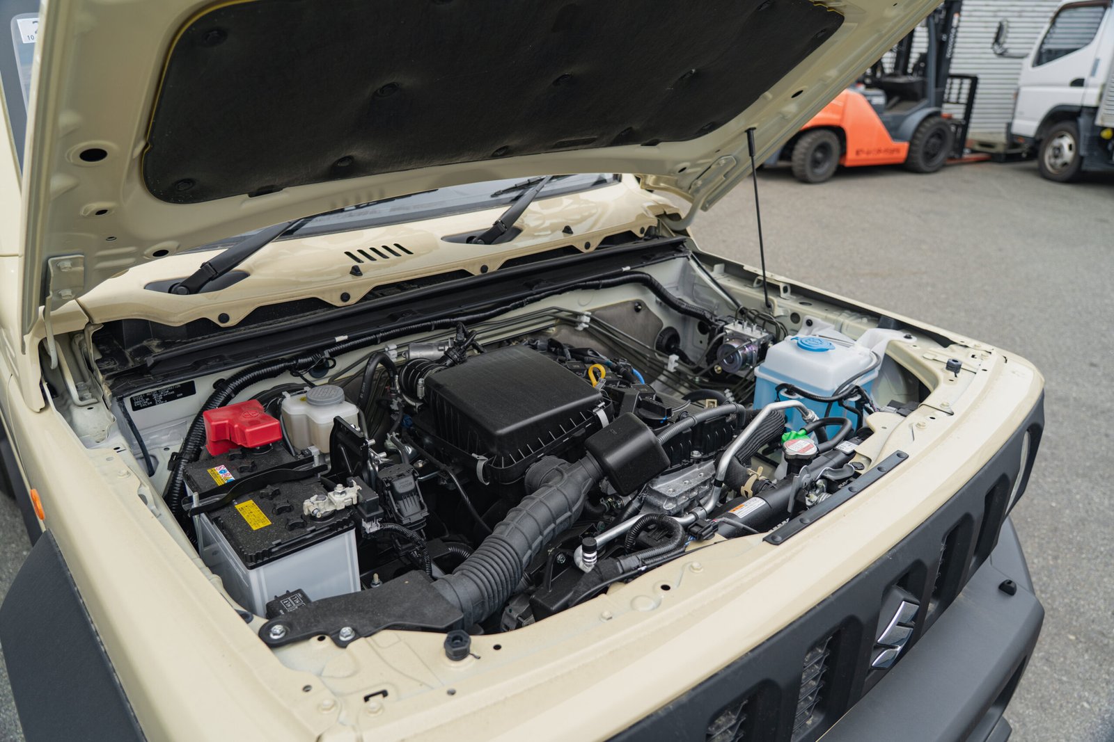 
								2025 Suzuki Jimny 3Door Sierra full									