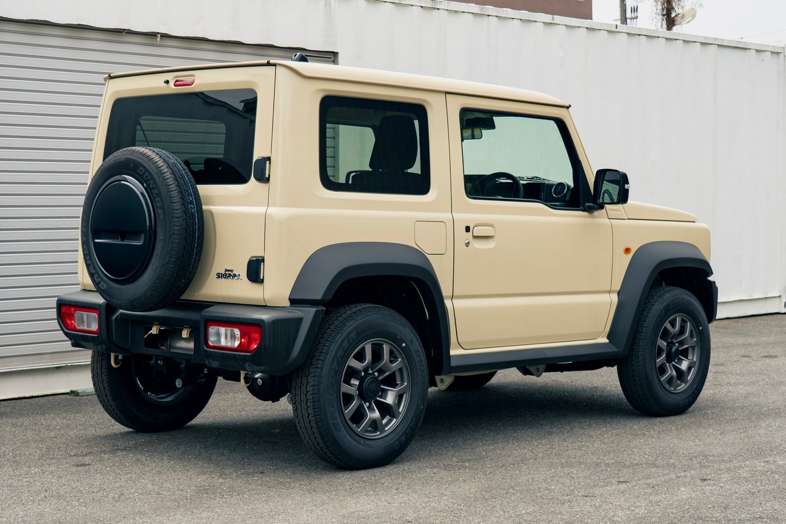 
								2025 Suzuki Jimny 3Door Sierra full									