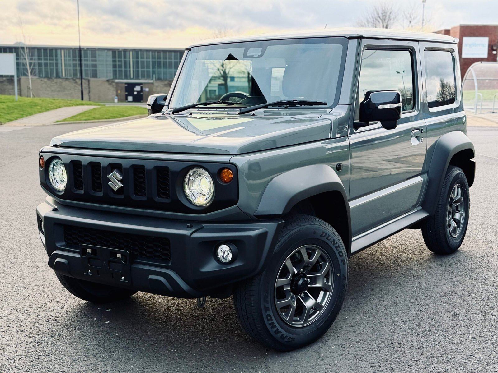 
								2025 Suzuki Jimny 3Door Sierra full									