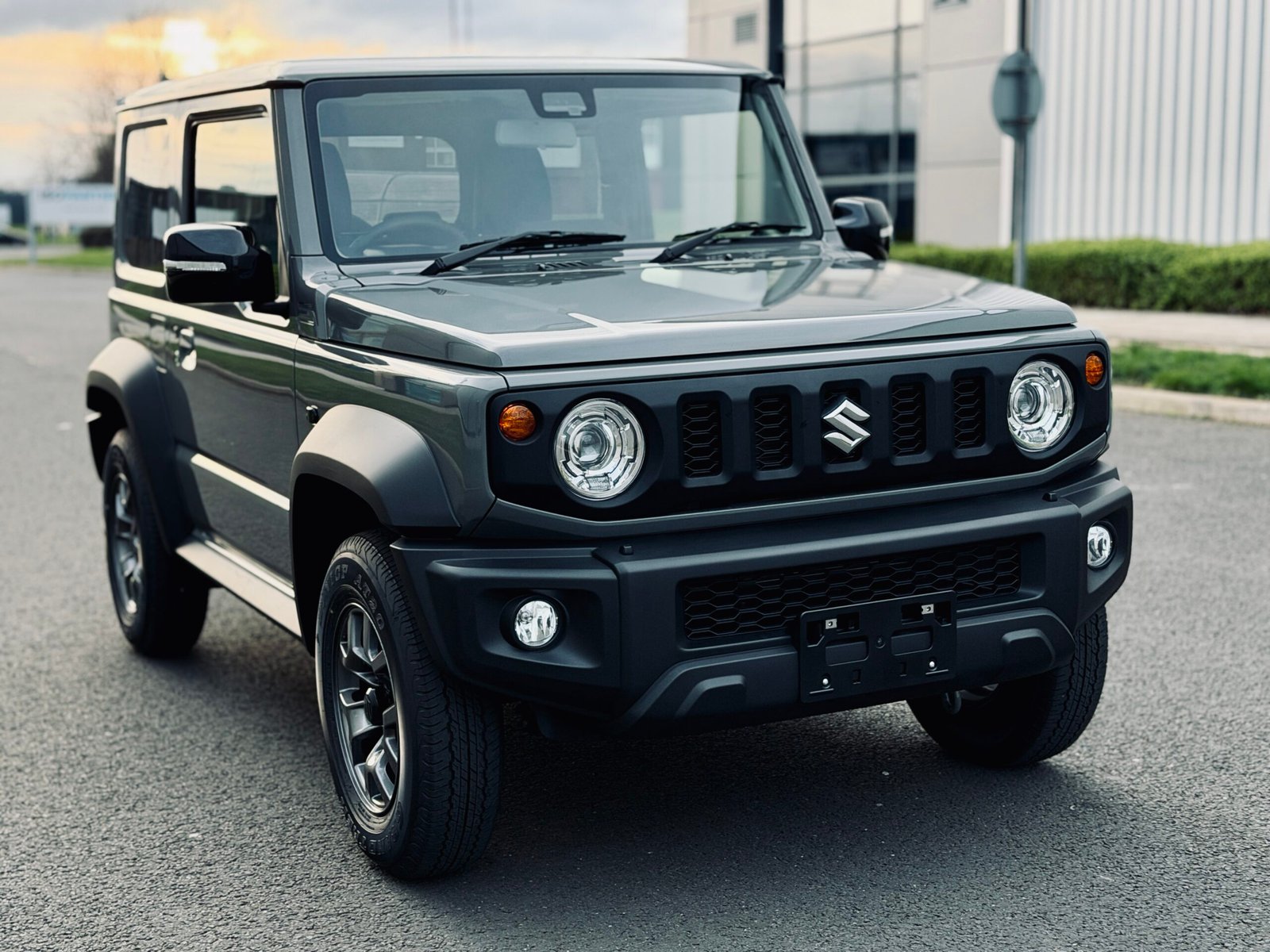 
								2025 Suzuki Jimny 3Door Sierra full									