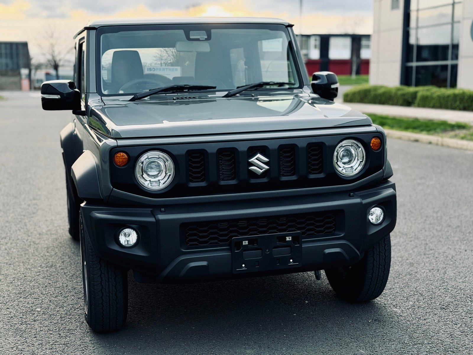 
								2025 Suzuki Jimny 3Door Sierra full									