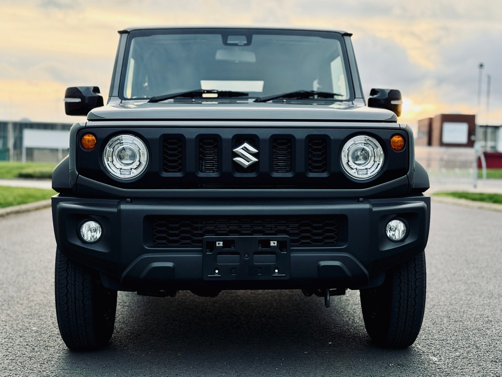 
								2025 Suzuki Jimny 3Door Sierra full									
