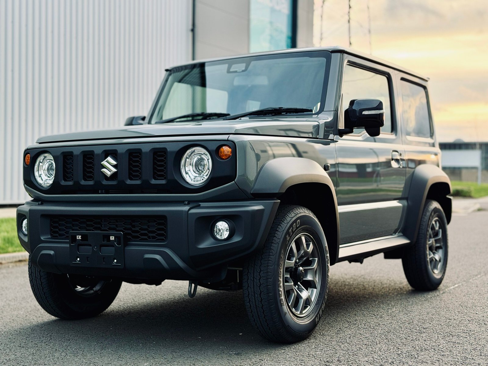 
								2025 Suzuki Jimny 3Door Sierra full									