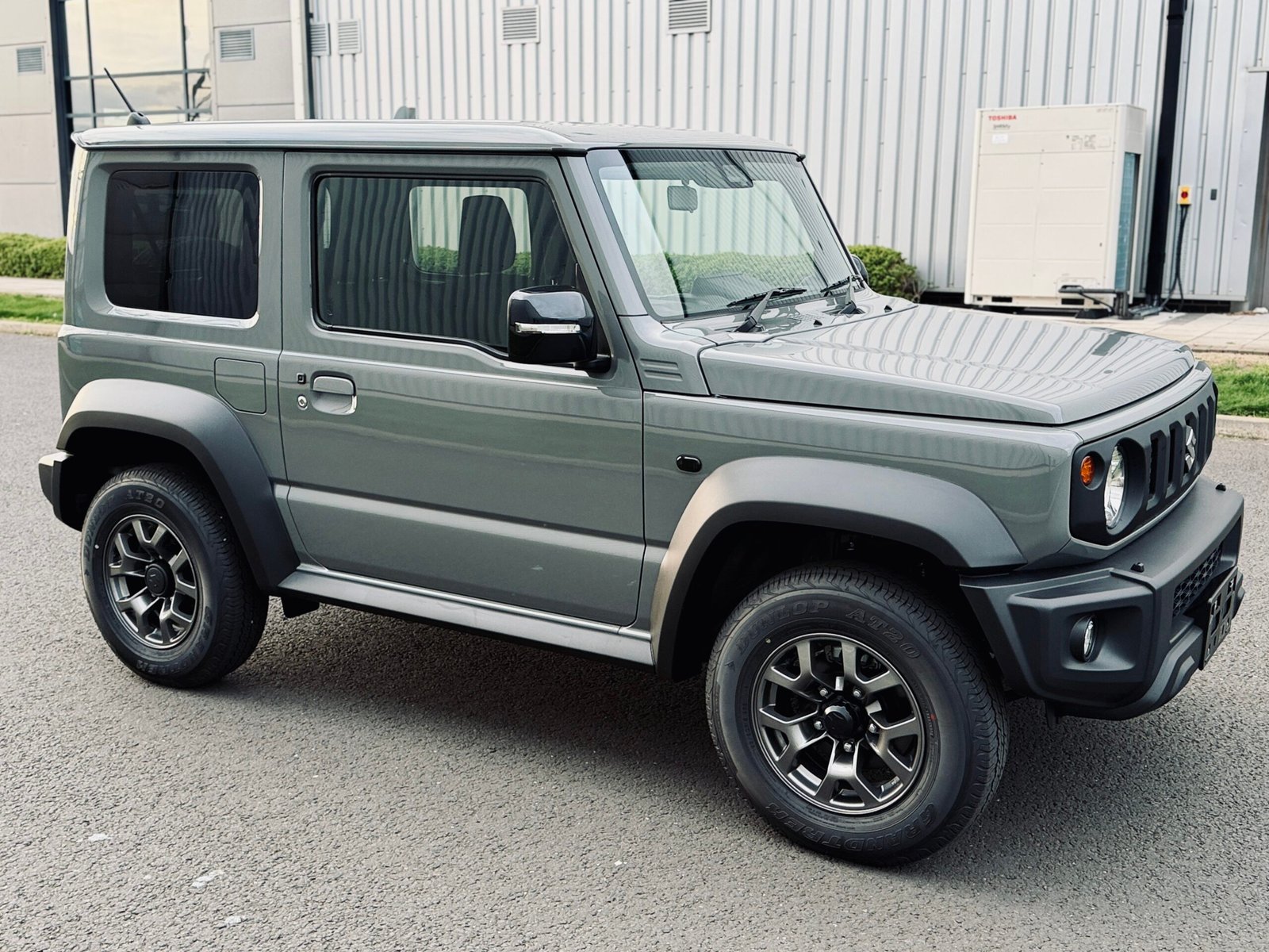 
								2025 Suzuki Jimny 3Door Sierra full									