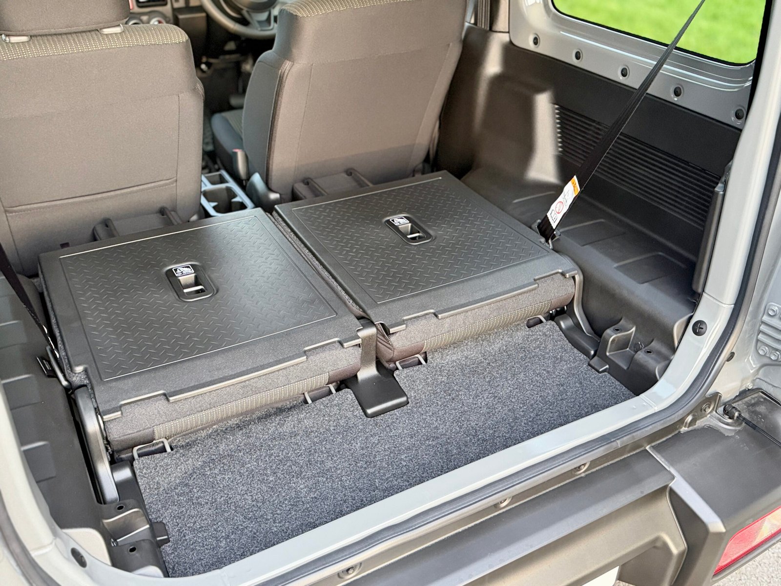 
								2025 Suzuki Jimny 3Door Sierra full									